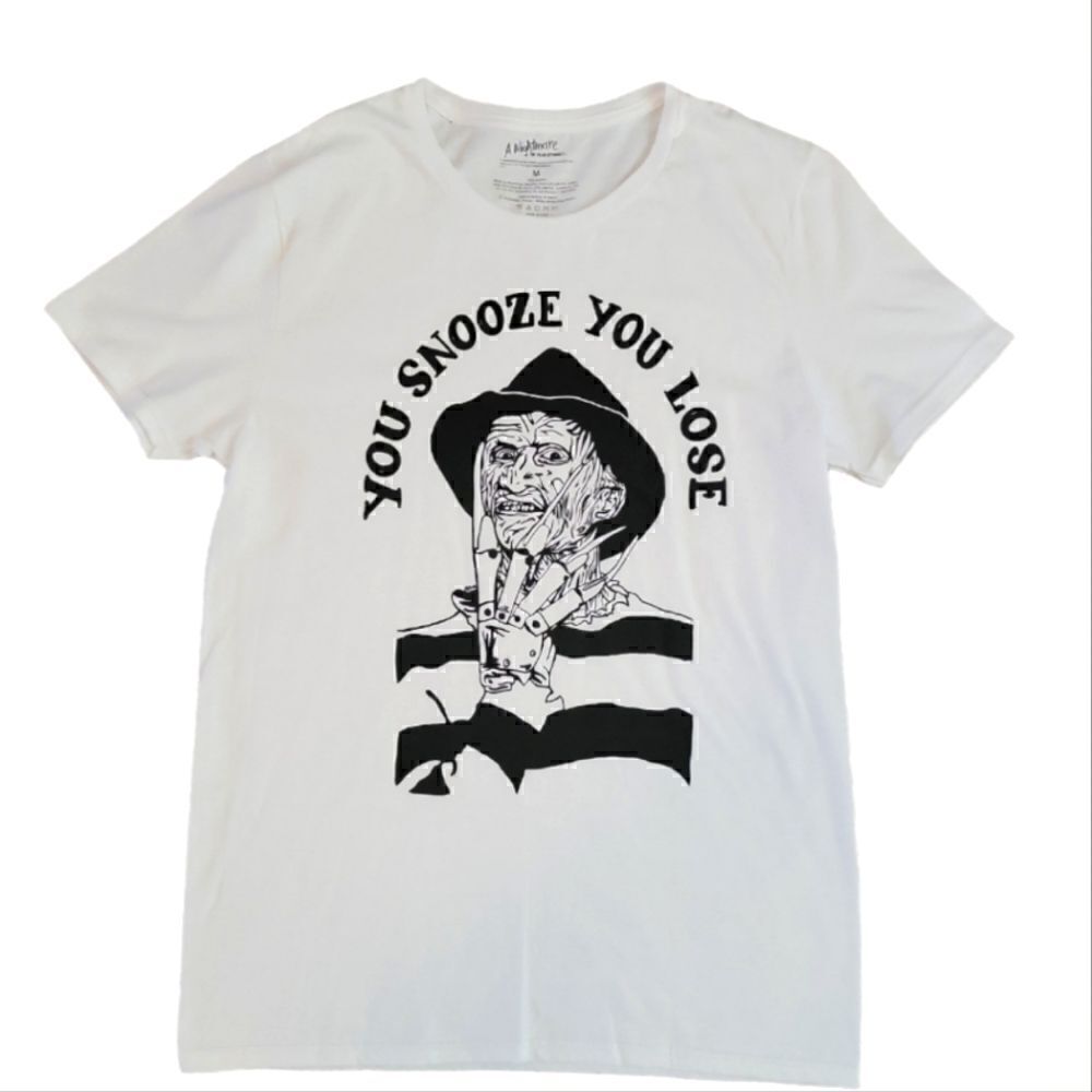 NWOT A NIGHTMARE ON ELMSTREET FREDDY KRUGER SHIRT SZ.M